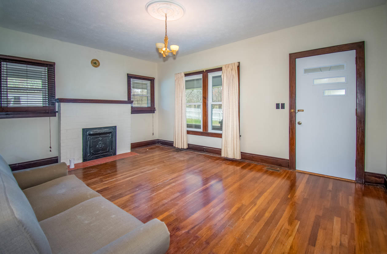 256 Hill Road Harrogate, TN 37752 - Photo 3 of 30 DSC_0082-Edit