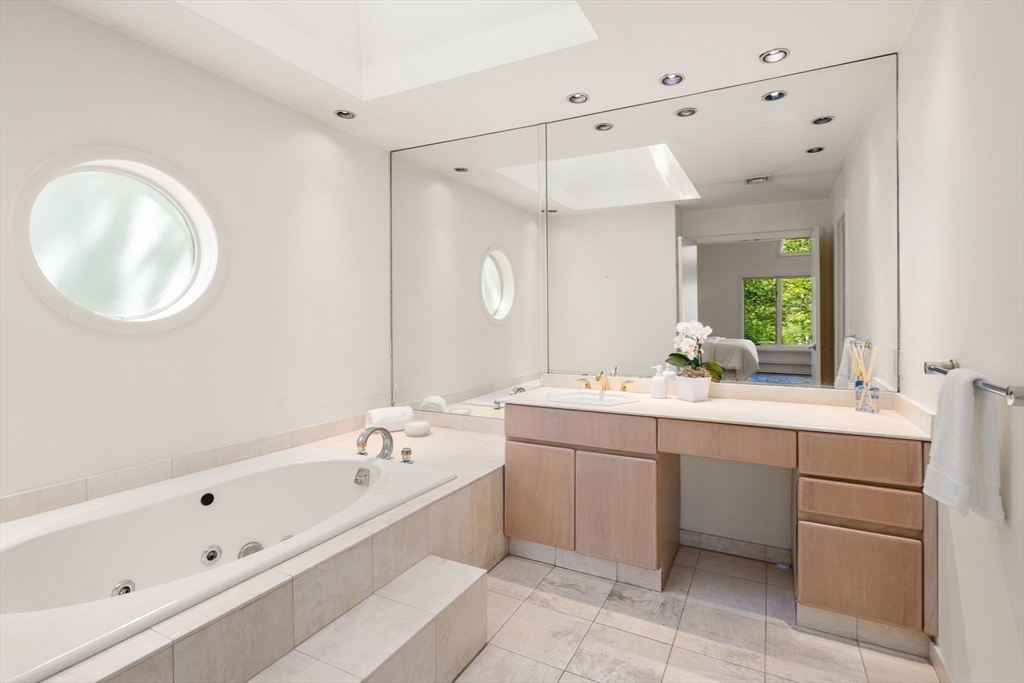33 East Colbert Road Newton, MA 02465 - Photo 24 of 31