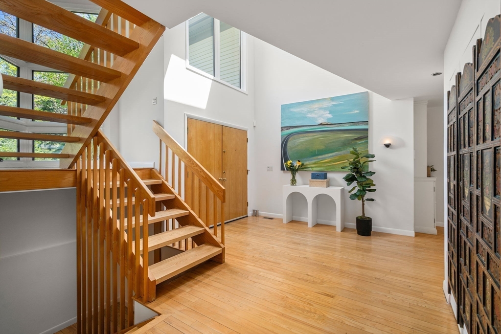 33 East Colbert Road Newton, MA 02465 - Photo 4 of 31