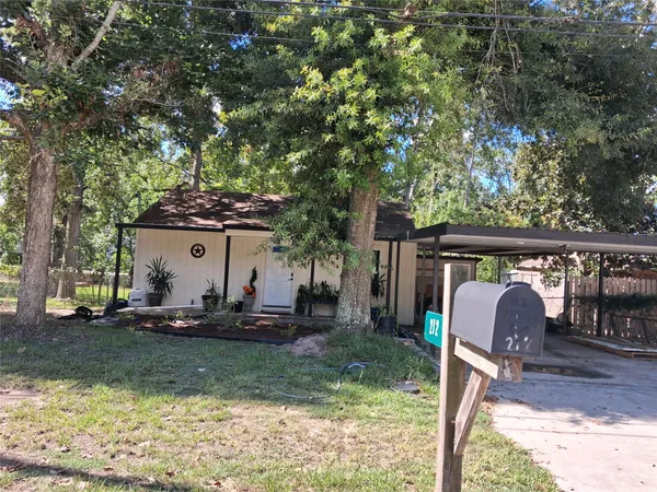 $174,000 | 212 Magnolia Point Drive, Houston, TX 77336