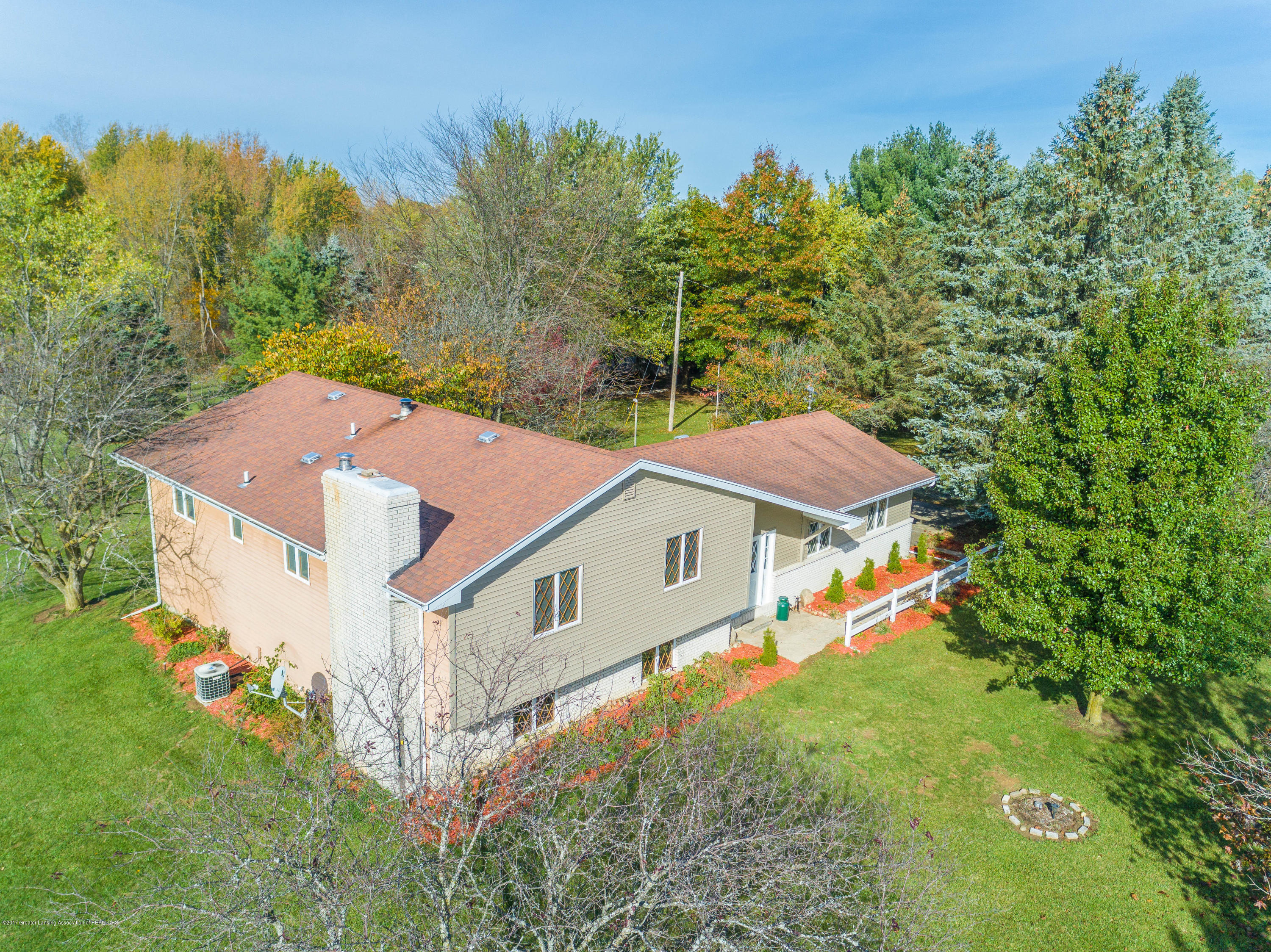1404 South Waverly Road Eaton Rapids, MI 48827 - Photo 3 of 16 Aerial