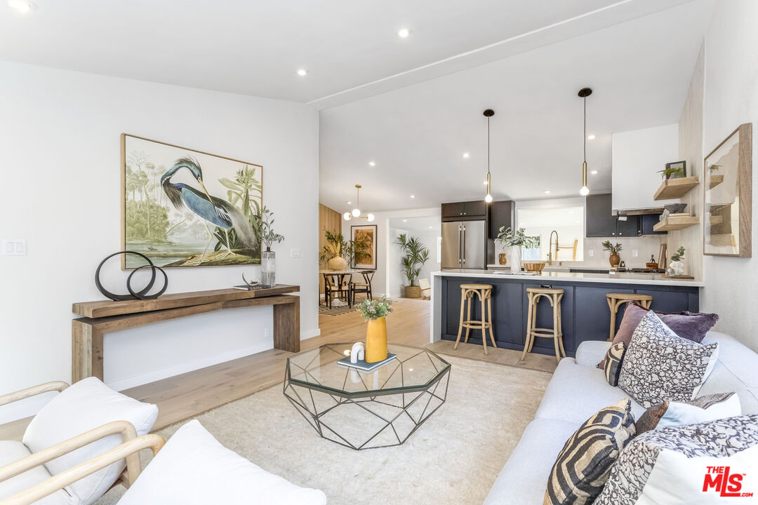 950 North Summit Avenue Pasadena, CA 91103 - Photo 13 of 37 a living room with furniture and kitchen view