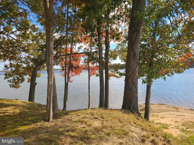 a view of an ocean view