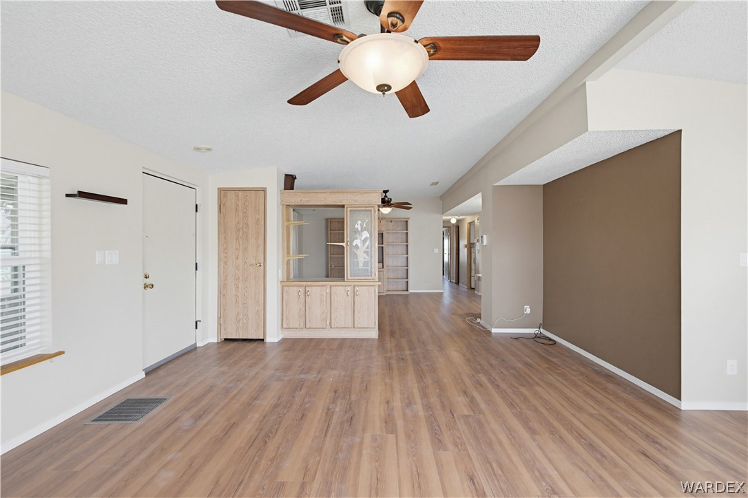 3393 Ridge View Avenue Bullhead City, AZ 86429 - Photo 26 of 45 Living Room