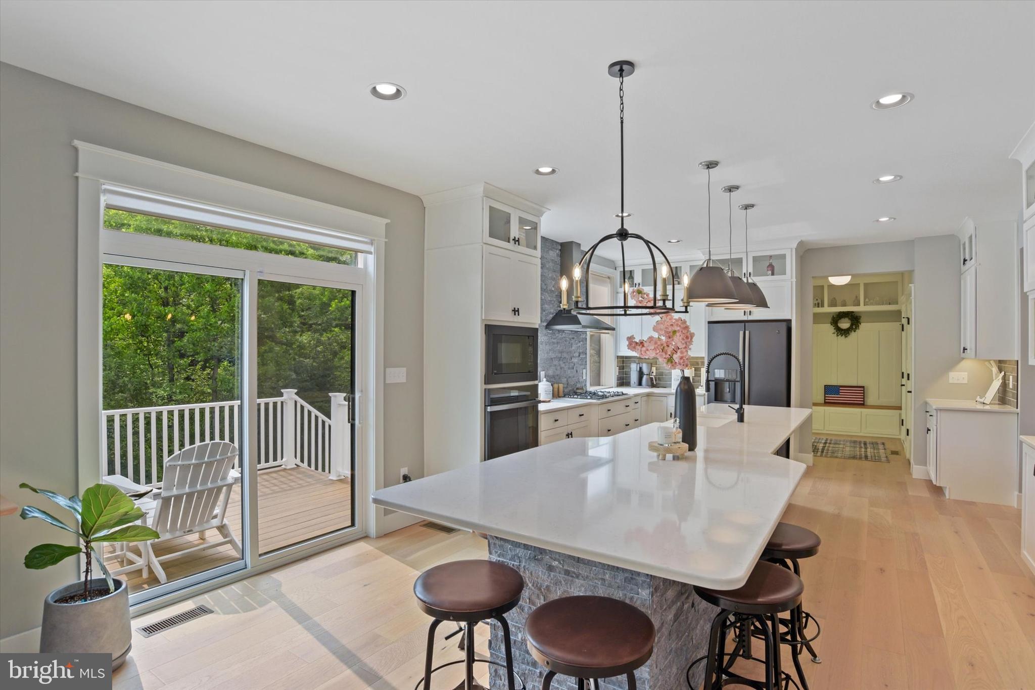 2742 Colonial Road Harrisburg, PA 17112 - Photo 8 of 59 Gallery Image 8