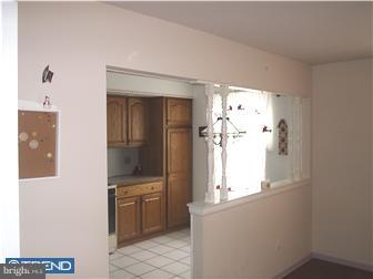221 Parkview Road Philadelphia, PA 19154 - Photo 2 of 10 Gallery Image 2