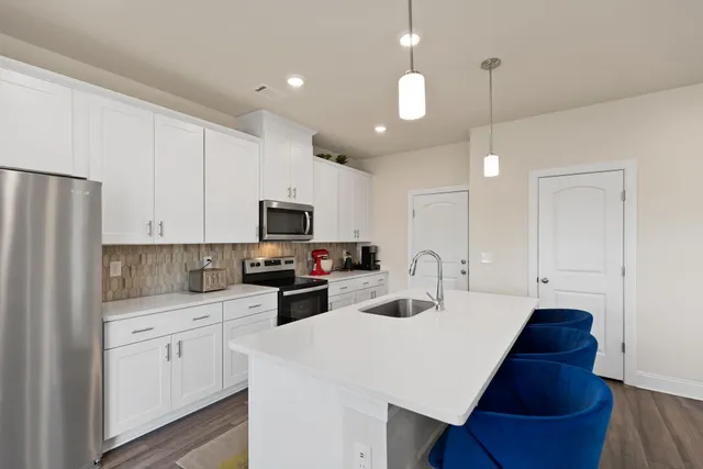 $2,600 | 4368 Skyridge Drive, Nashville, TN 37207