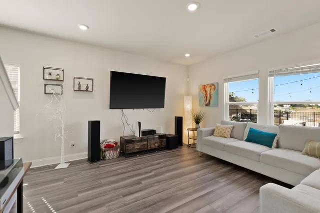 $2,600 | 4368 Skyridge Drive, Nashville, TN 37207