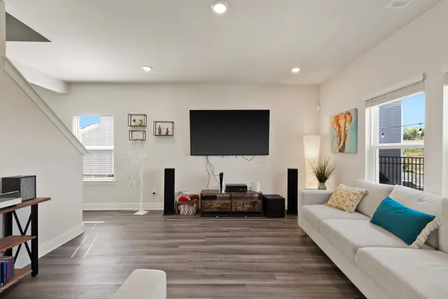 $2,600 | 4368 Skyridge Drive, Nashville, TN 37207