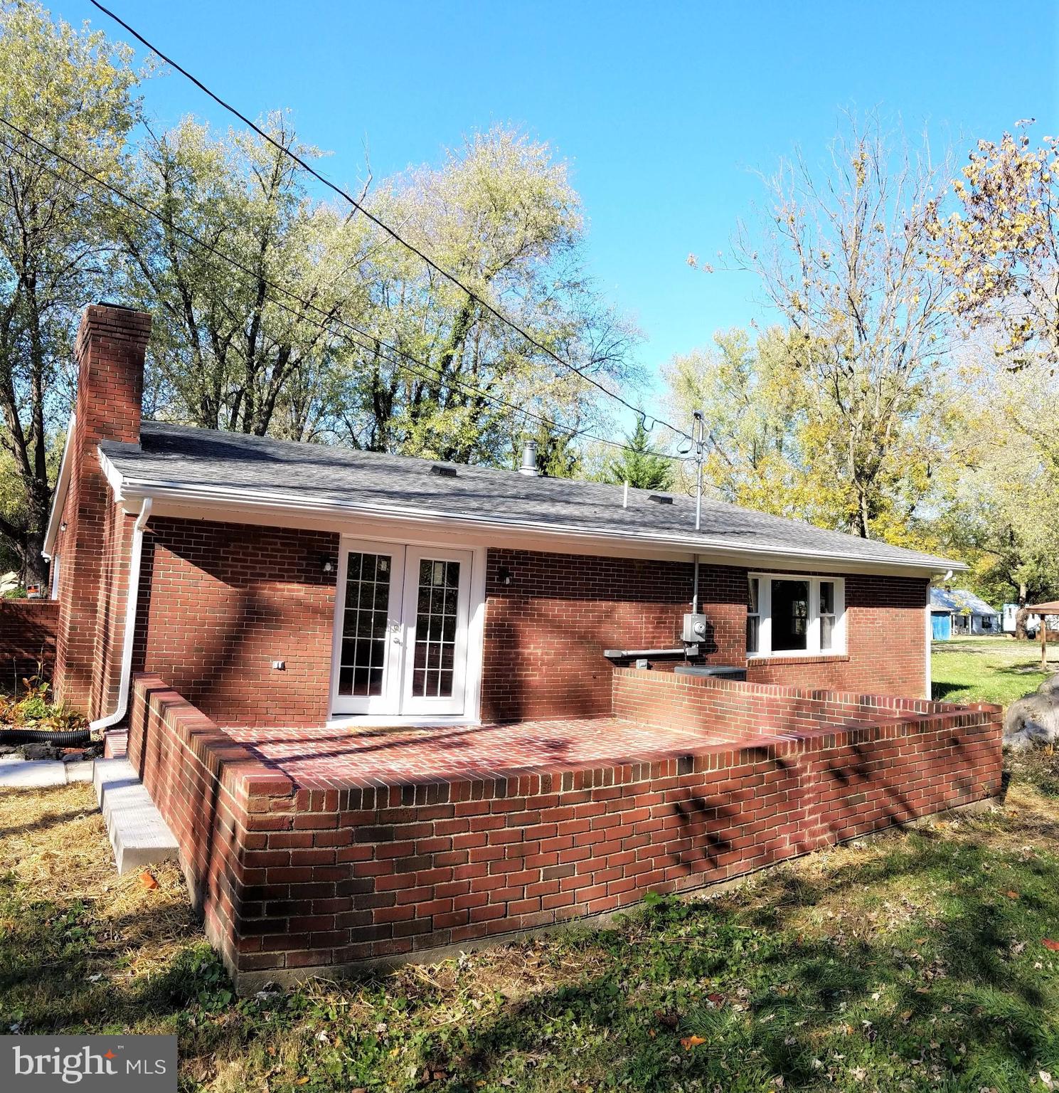 266 Thomson Street Summit Point, WV 25446 - Photo 12 of 46 Brick makes it beautiful, strong and warm