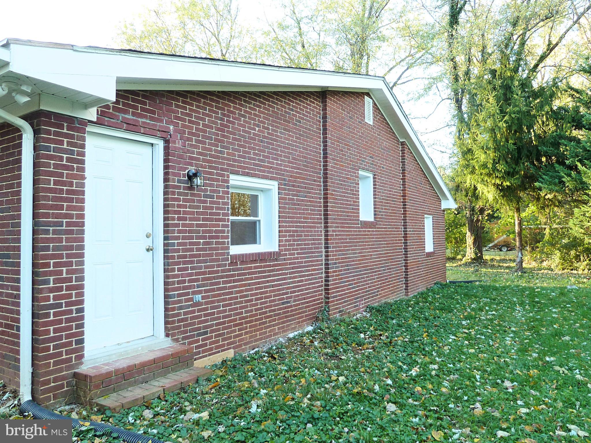 266 Thomson Street Summit Point, WV 25446 - Photo 16 of 46 Gallery Image 16