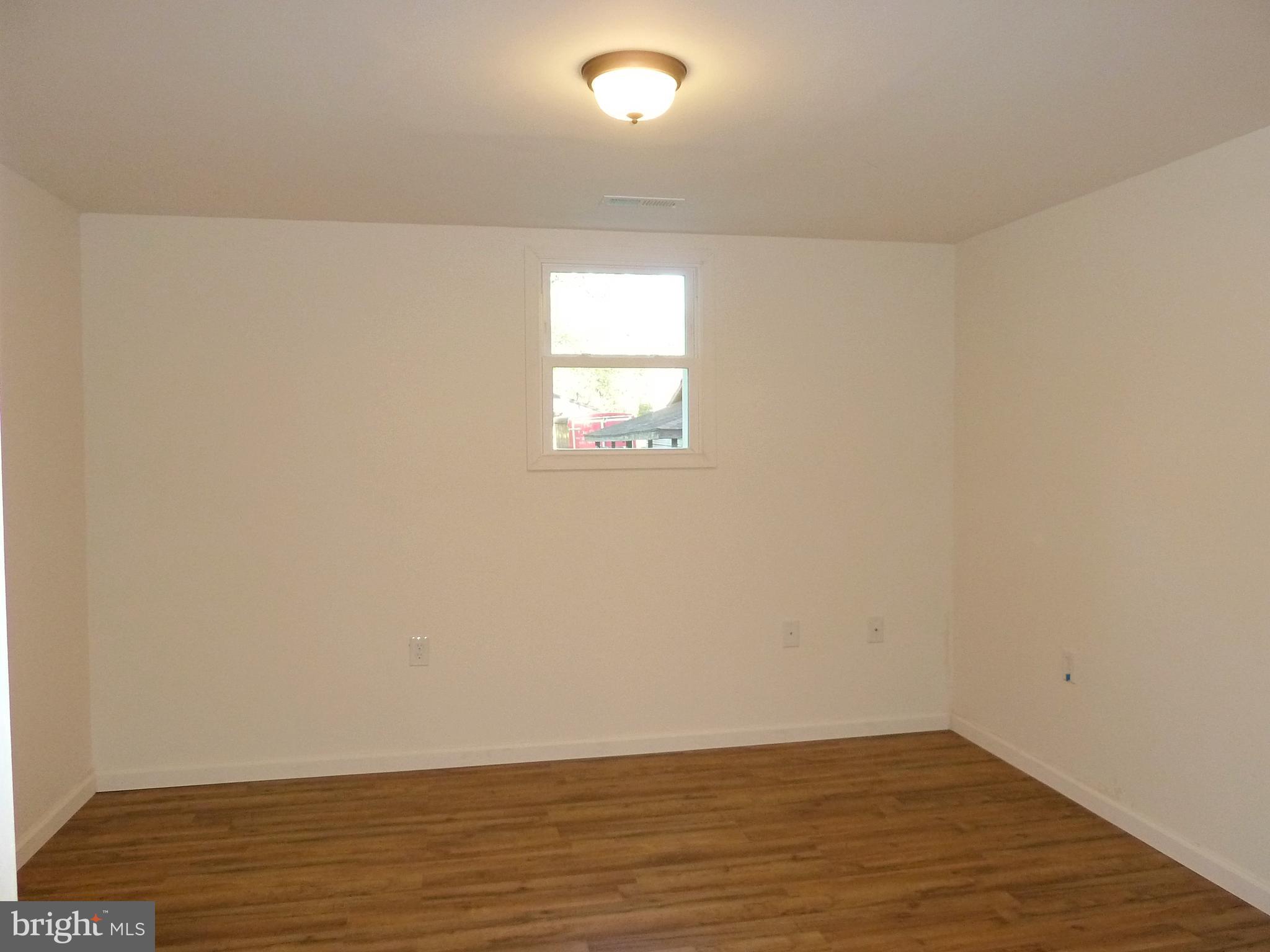 266 Thomson Street Summit Point, WV 25446 - Photo 41 of 46 Office 12X12
