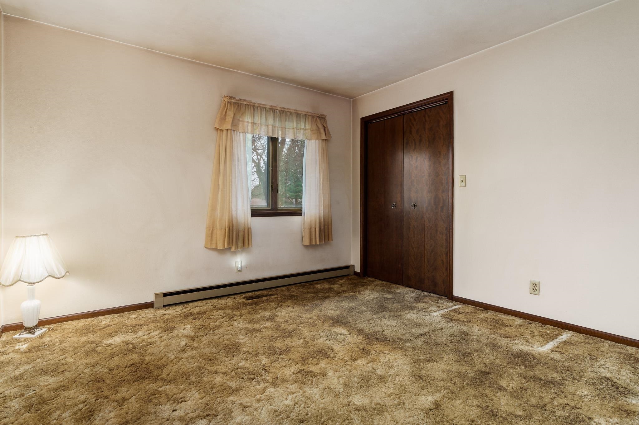 6644 Belvidere Road Roscoe, IL 61073 - Photo 28 of 42 a view of an empty room with window