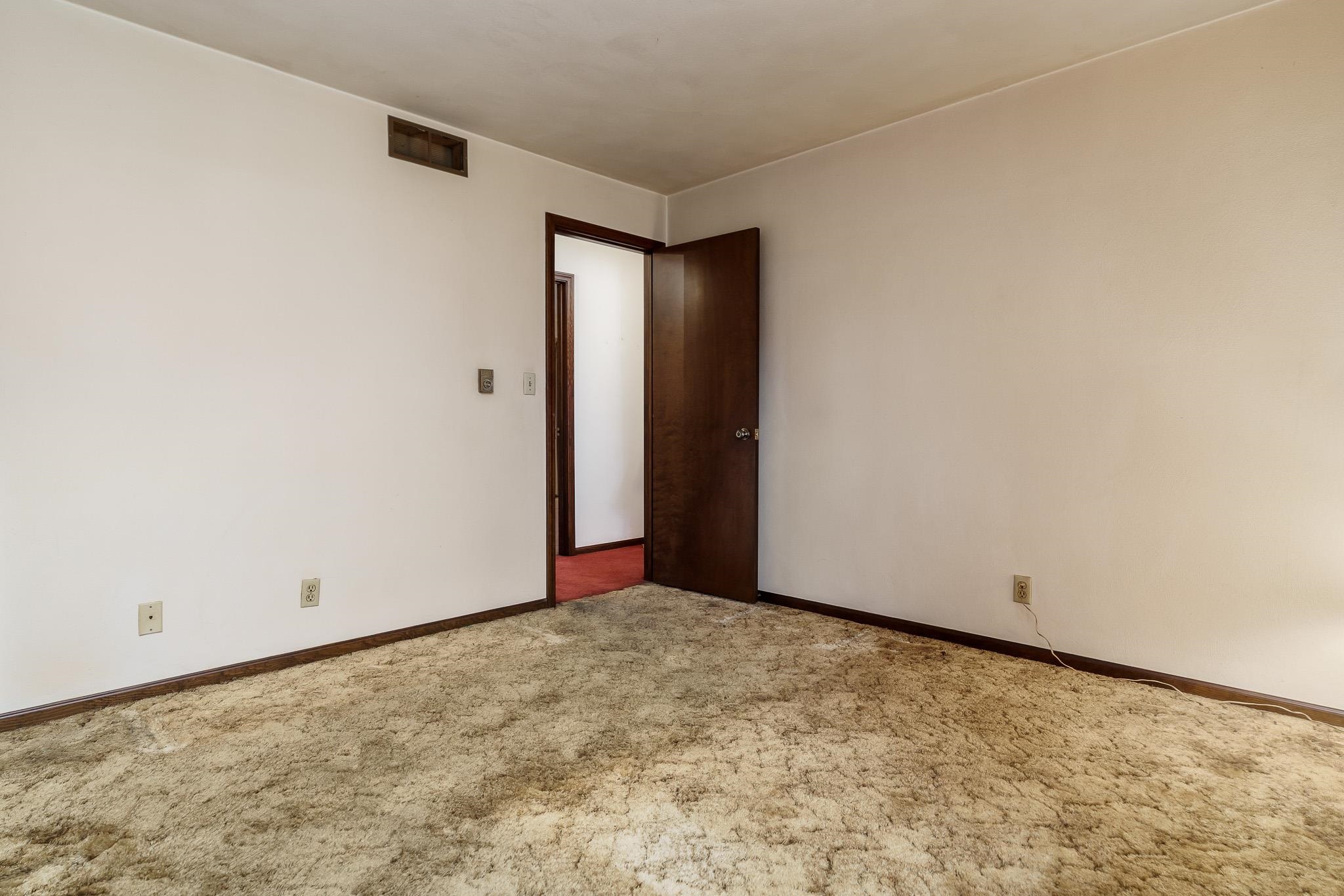 6644 Belvidere Road Roscoe, IL 61073 - Photo 29 of 42 a view of an empty room
