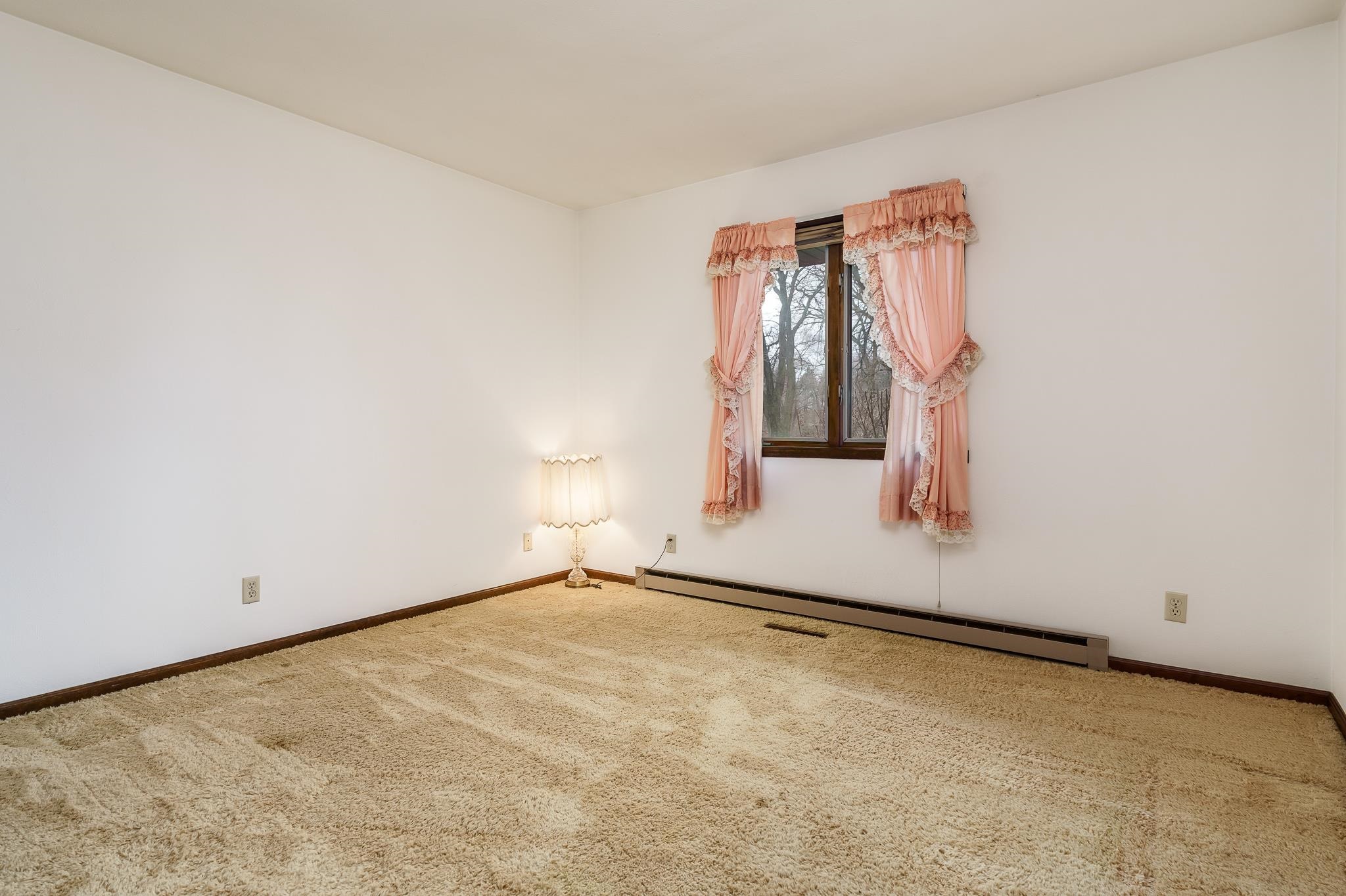 6644 Belvidere Road Roscoe, IL 61073 - Photo 30 of 42 a view of a room with window