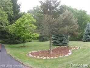 722 West Hamlin Road Rochester Hills, MI 48307 - Photo 8 of 31