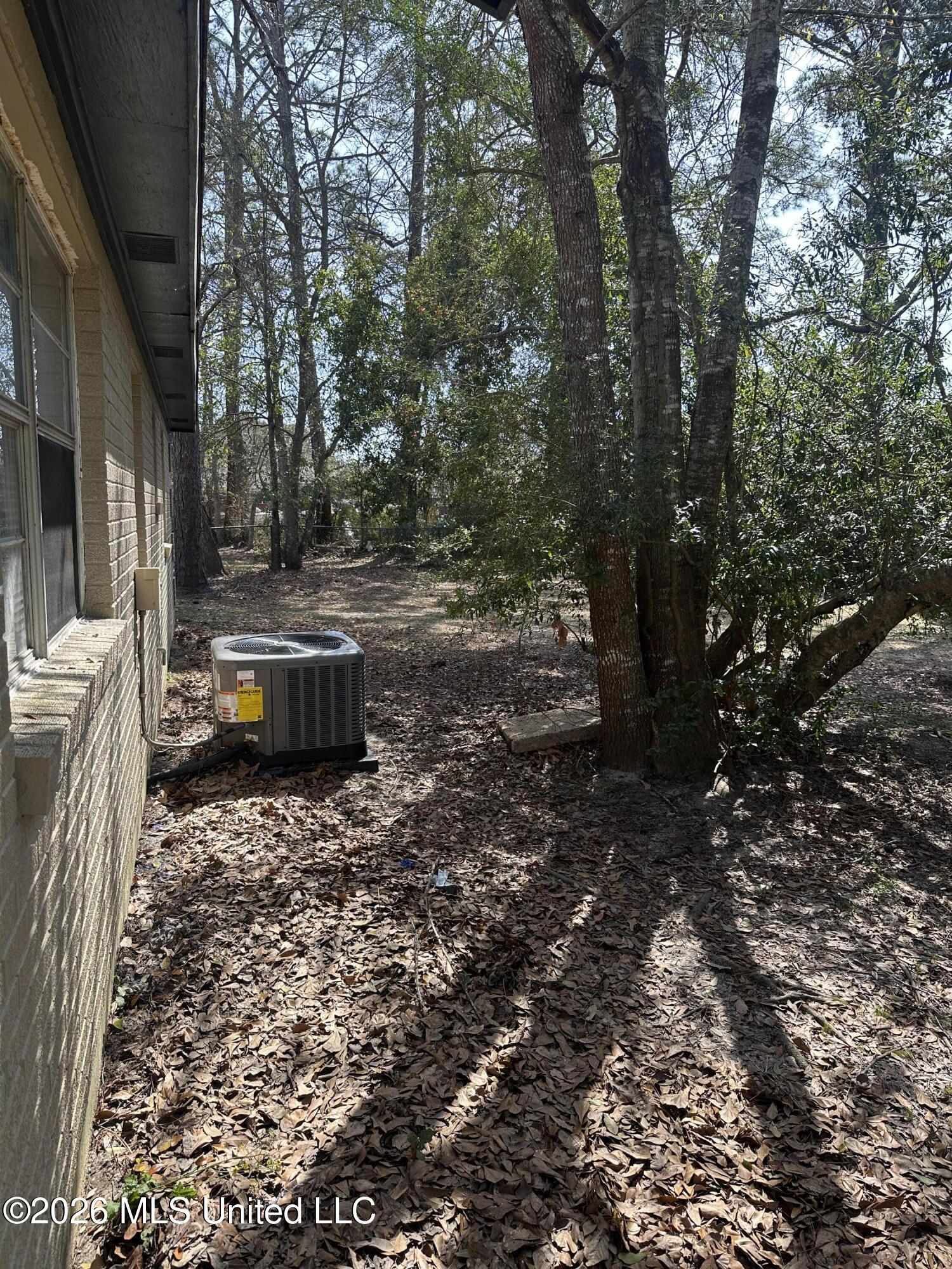 2735 Ridgeway Drive Gautier, MS 39553 - Photo 14 of 14 IMG_5053