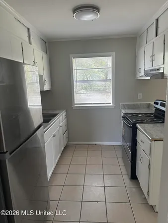 $1,400 | 2735 Ridgeway Drive, Gautier, MS 39553