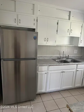 $1,400 | 2735 Ridgeway Drive, Gautier, MS 39553