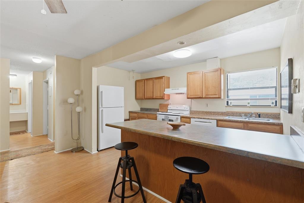 2811 Southwest Archer Road, Unit Y232 Gainesville, FL 32608 - Photo 3 of 30