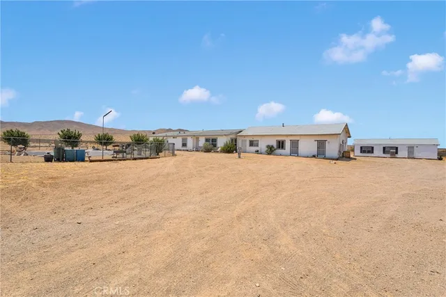 $900,000 | 27320 Rodeo Road, Helendale, CA 92342