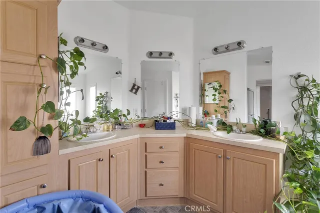 $900,000 | 27320 Rodeo Road, Helendale, CA 92342