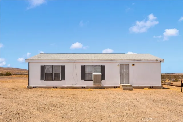 $900,000 | 27320 Rodeo Road, Helendale, CA 92342