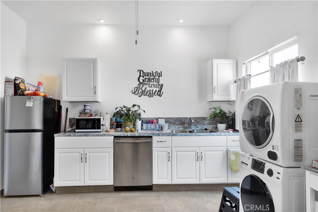 27320 Rodeo Road Helendale, CA 92342 - Photo 42 of 54