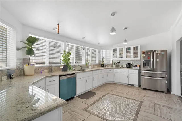 $900,000 | 27320 Rodeo Road, Helendale, CA 92342