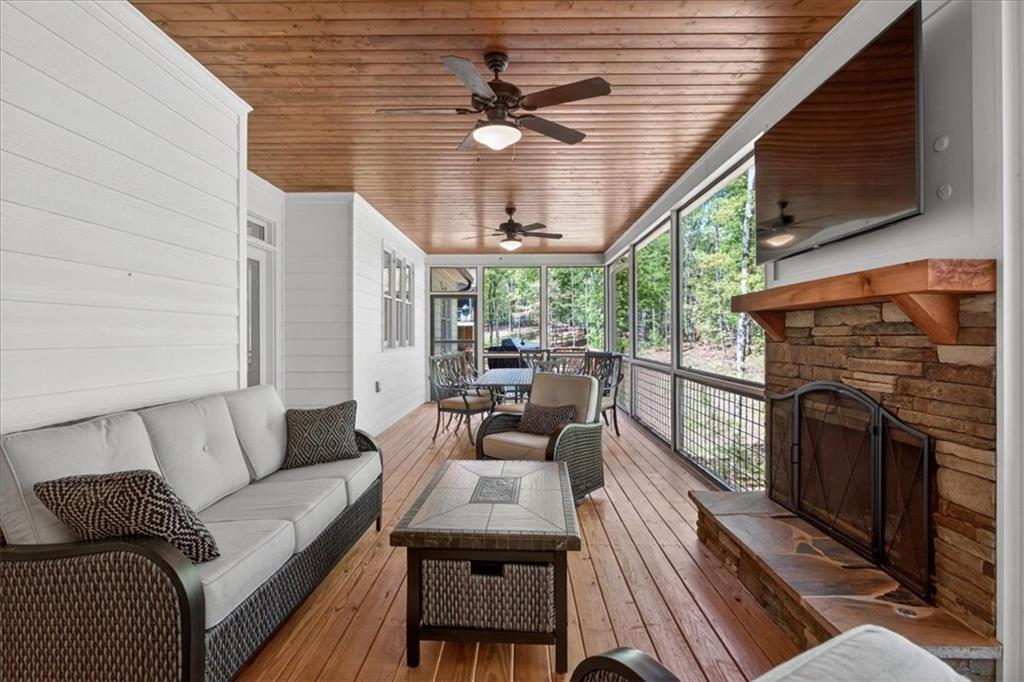 122 Brookfield Court White, GA 30184 - Photo 4 of 59