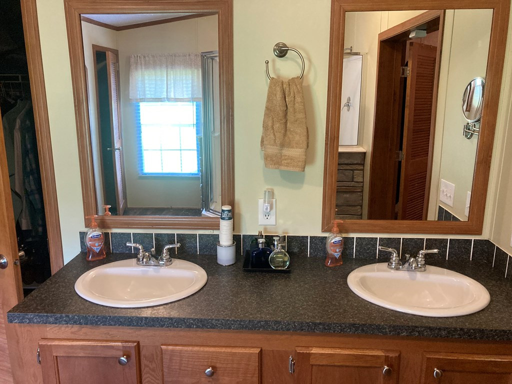 1033 Deer Road McComb, MS 39648 - Photo 18 of 37 Photo 18