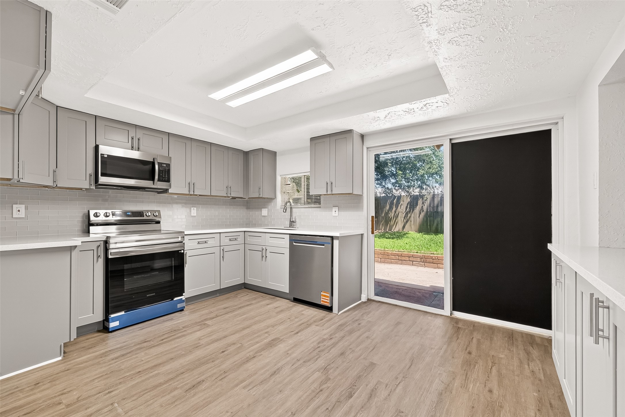 8306 Wayward Road Houston, TX 77064 - Photo 13 of 49
