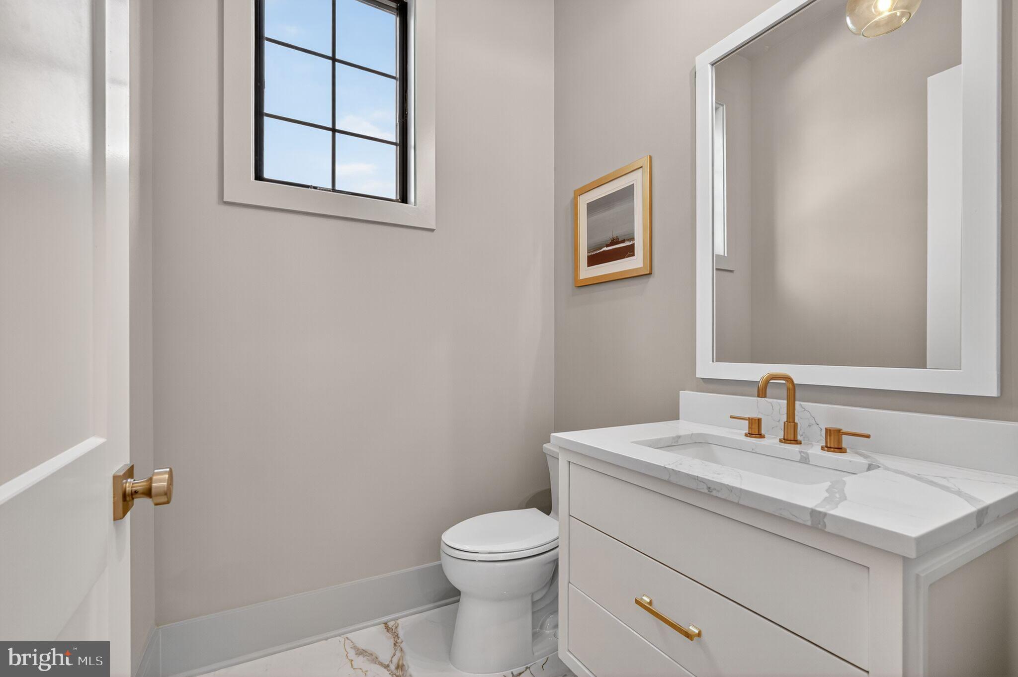 1730 Barbee Street McLean, VA 22101 - Photo 16 of 78 Main Level Formal Powder Room