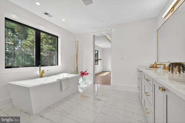 $2,895,000 | 1730 Barbee Street, McLean, VA 22101