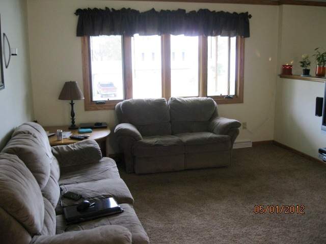 2006 West Middlebury Road Freeport, IL 61032 - Photo 5 of 12 Gallery Image 5