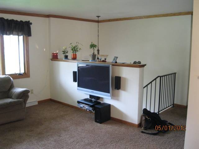 2006 West Middlebury Road Freeport, IL 61032 - Photo 6 of 12 Gallery Image 6