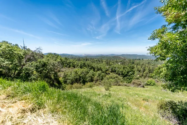$499,000 | 52865 Highway 245, Miramonte, CA 93641