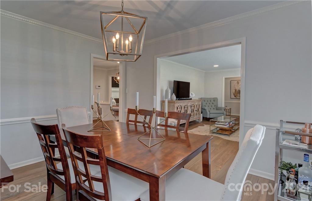 5523 Sharon Road Charlotte, NC 28210 - Photo 10 of 35 Gallery Image 10