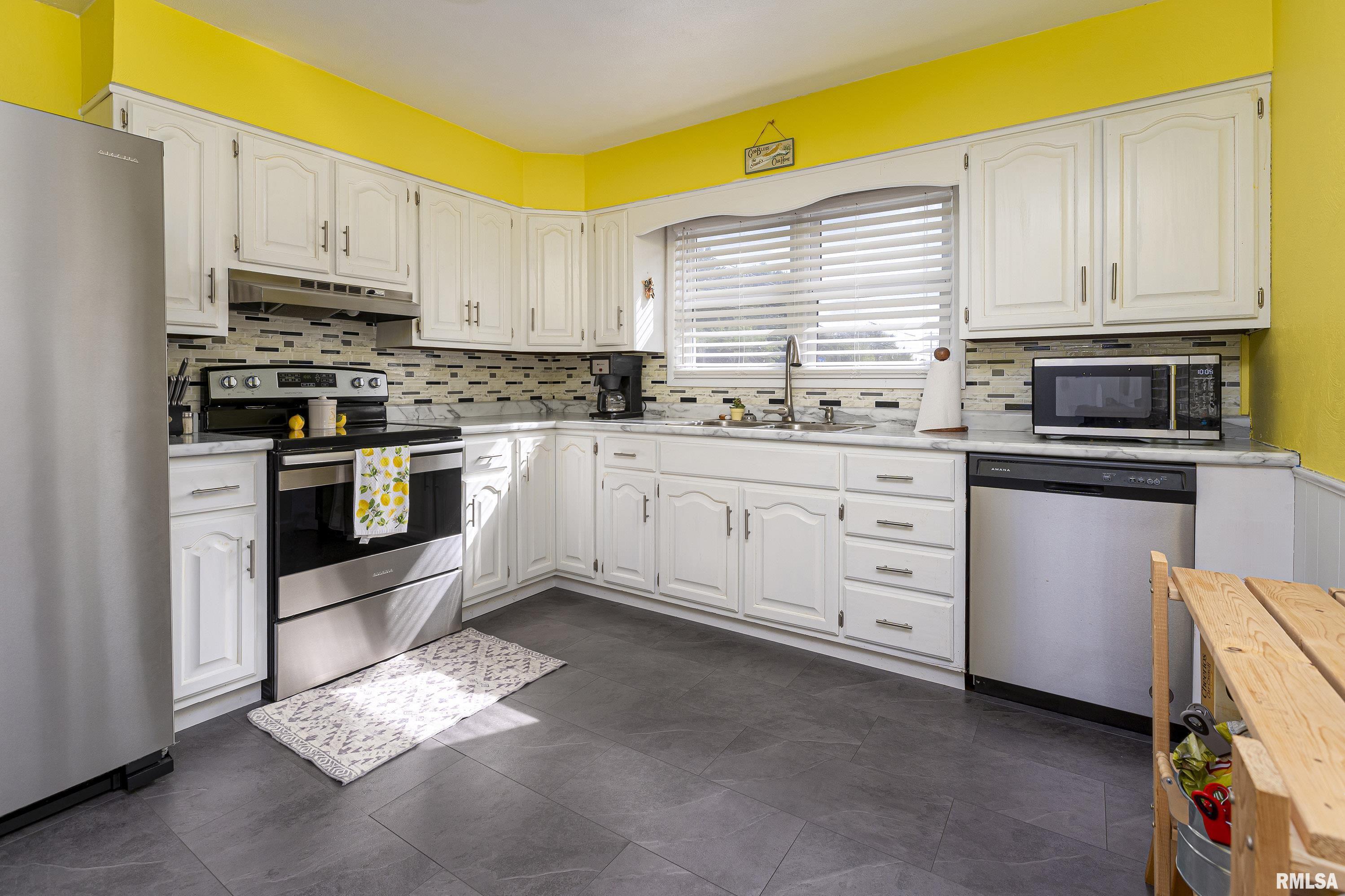 400 Sherry Road Marion, IL 62959 - Photo 6 of 26 Gallery Image 6