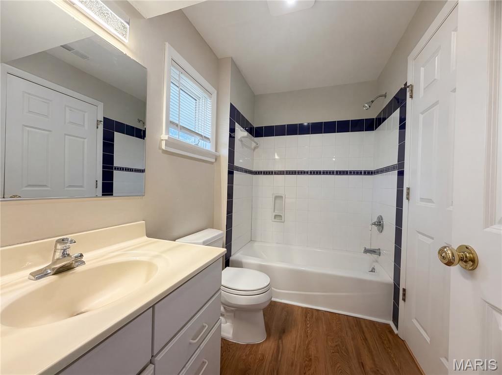 565 North Graeser Road St. Louis, MO 63141 - Photo 12 of 17