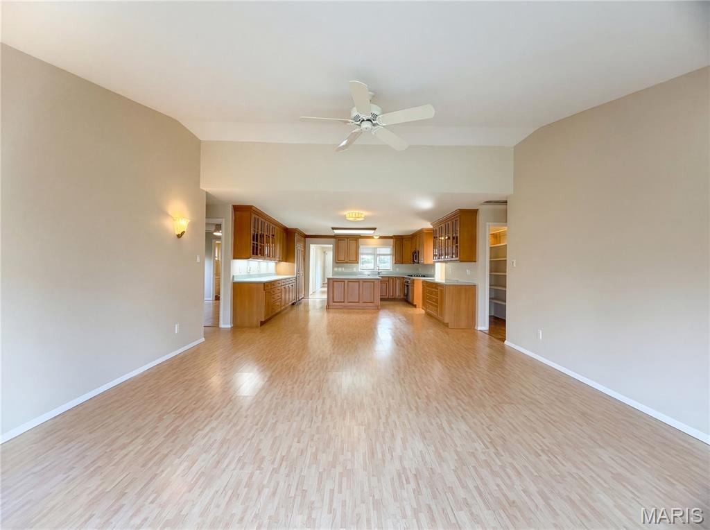 565 North Graeser Road St. Louis, MO 63141 - Photo 8 of 17