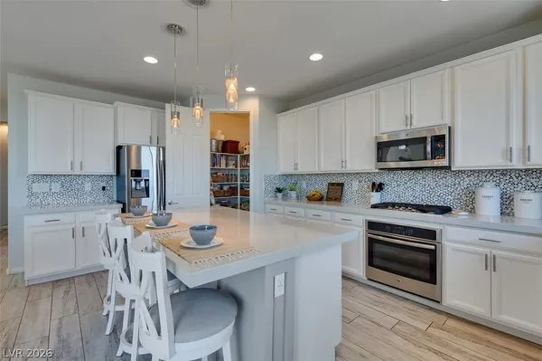 $4,995 | 456 Astillero Street, Las Vegas, NV 89138