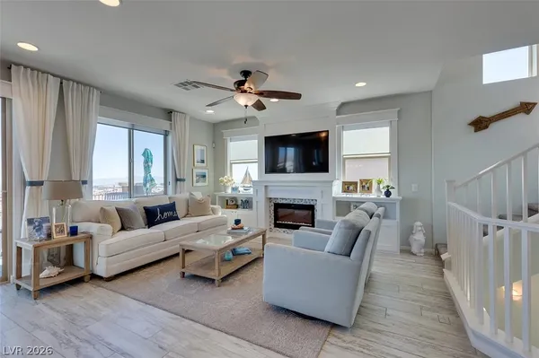 $4,995 | 456 Astillero Street, Las Vegas, NV 89138