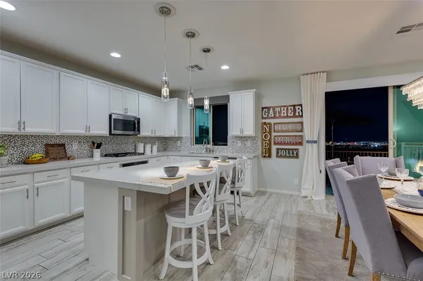 $4,995 | 456 Astillero Street, Las Vegas, NV 89138