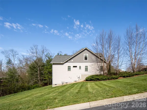 $950,000 | 27 Slippery Rock Drive, Fletcher, NC 28732