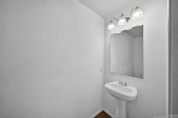 $1,875 | 7139 Quarter Moon, Converse, TX 78109