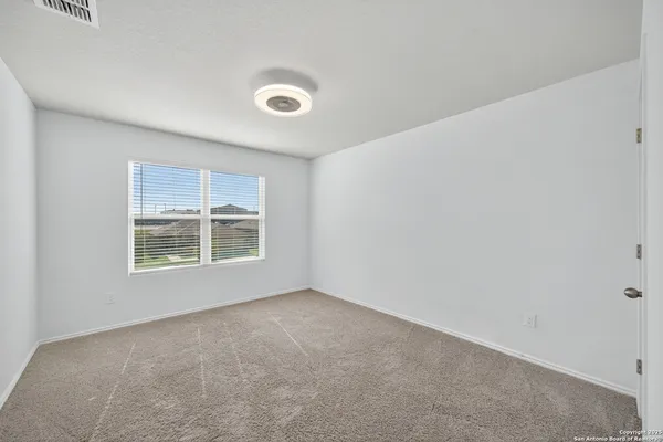 $1,875 | 7139 Quarter Moon, Converse, TX 78109