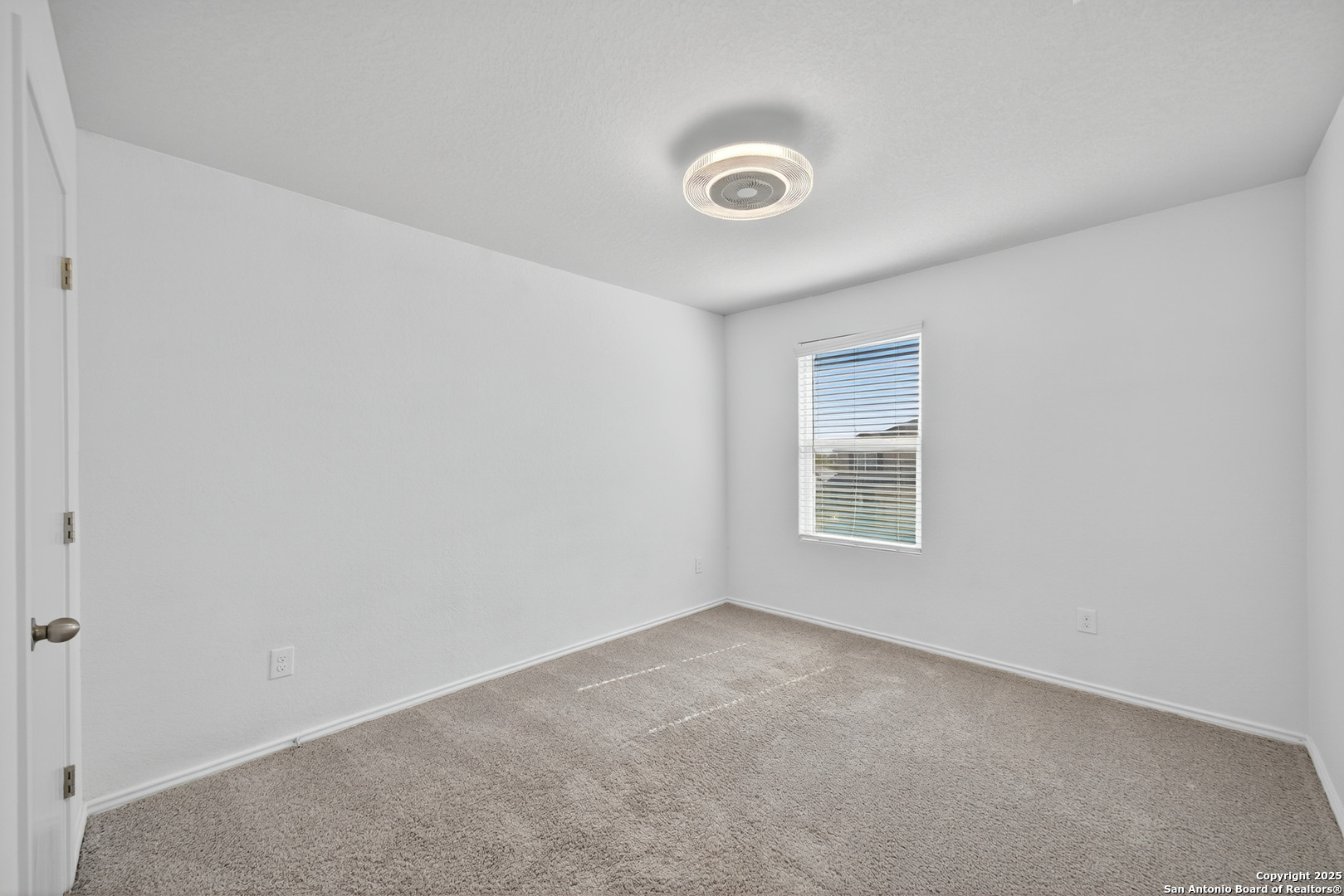 7139 Quarter Moon Converse, TX 78109 - Photo 26 of 35