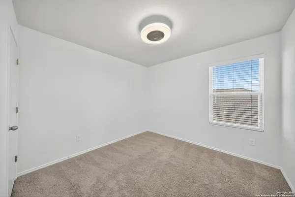 $1,875 | 7139 Quarter Moon, Converse, TX 78109