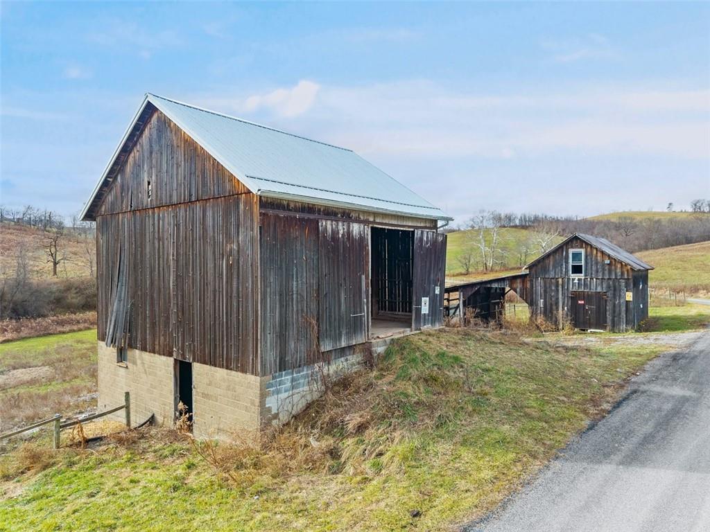 26 Covered Bridge Road Burgettstown, PA 15021 - Photo 20 of 49 a house view with a backyard space